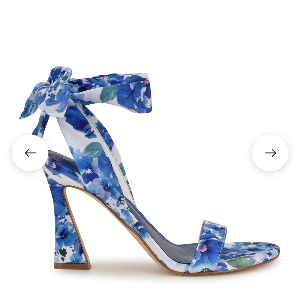 Nine West Blue Floral Heels NIB